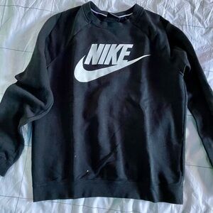 Nike Sweatshirt Crew Neck Women’s Size Small Black Pullover Sweatshirt